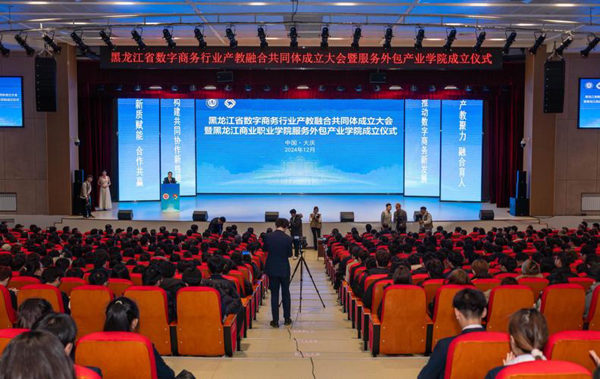 如何有效进行车险理赔咨询?
